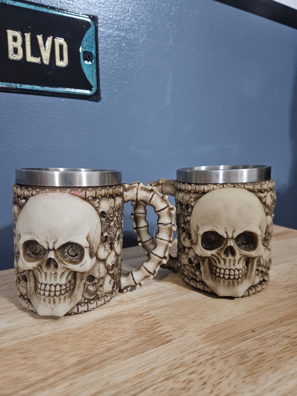 Bone-White Skull Ceramic Travel Mug with Stainless Steel Insert